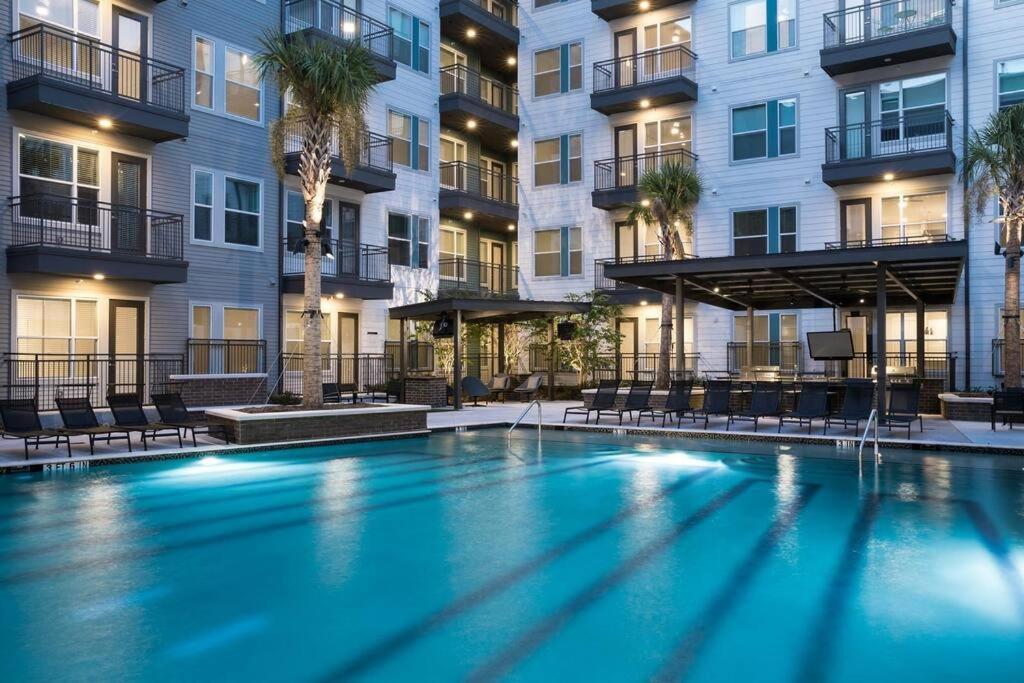 The Emerald Escape Dallas Exterior photo